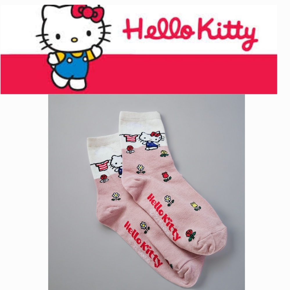 SANRIO 2022 Hello Kitty Socks